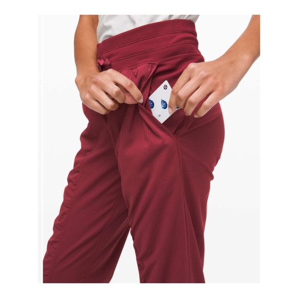 Lululemon dance studio jogger Chianti 2 - Picture 2 of 10